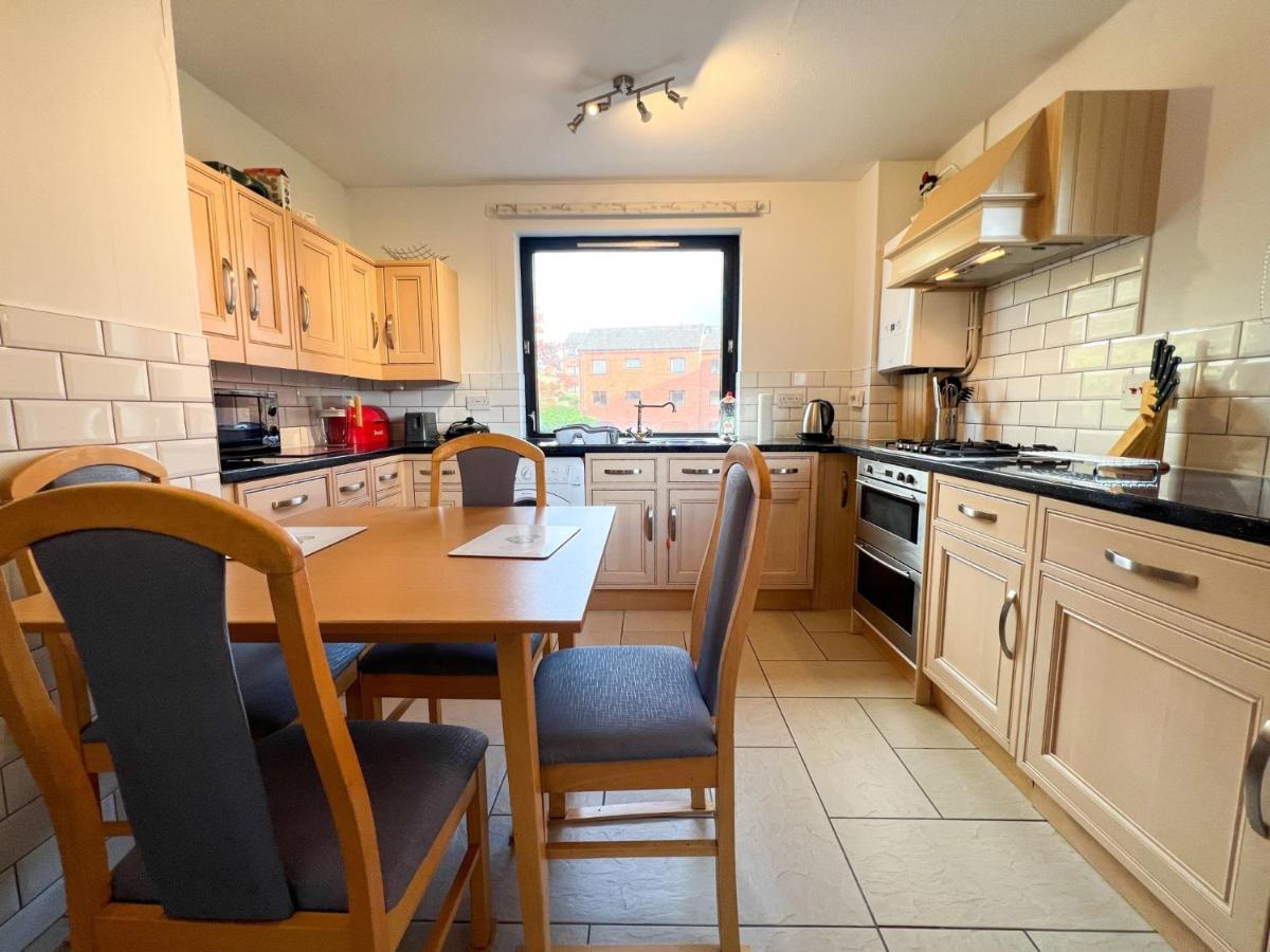 Anniesland Glasgow 1Bd Flat - Free Parking Exterior photo